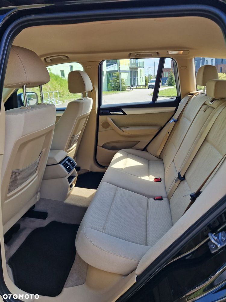 BMW X3 xDrive20d - 21