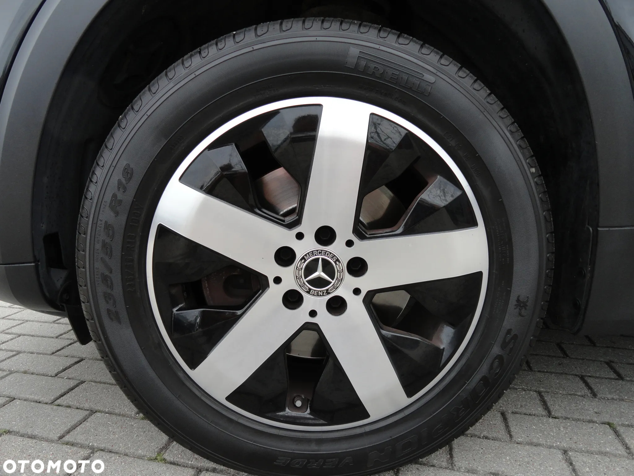 Mercedes-Benz GLB 200 d 8G-DCT Progressive Advanced - 25