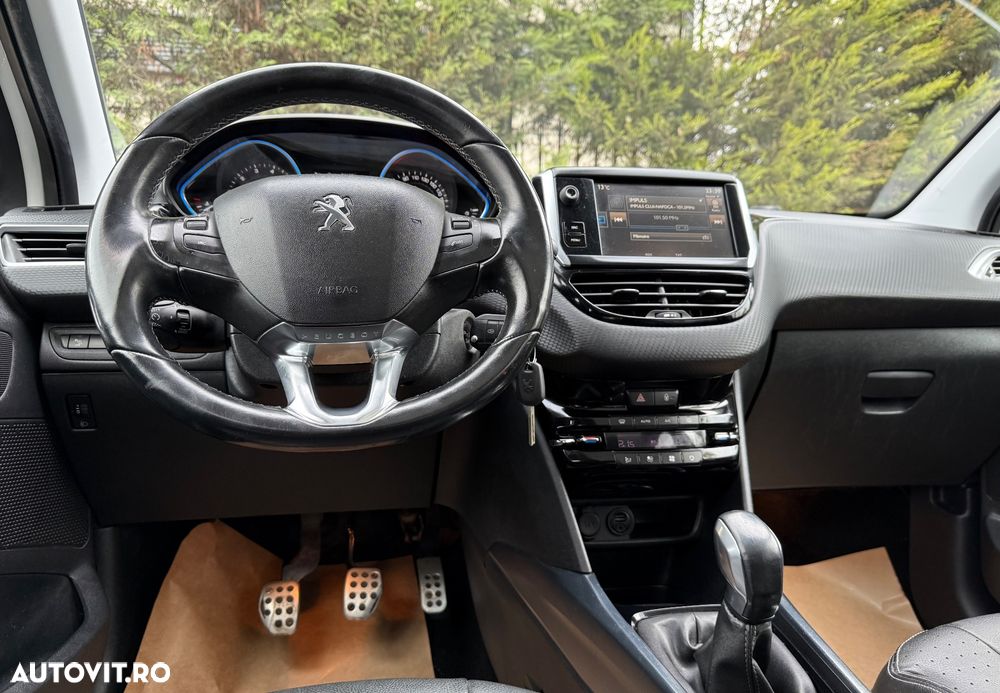 Peugeot 2008 1.6 VTi Allure - 35
