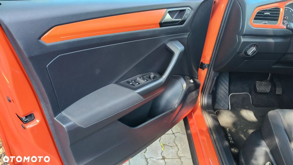 Volkswagen T-Roc 1.5 TSI OPF DSG ACTIVE - 37