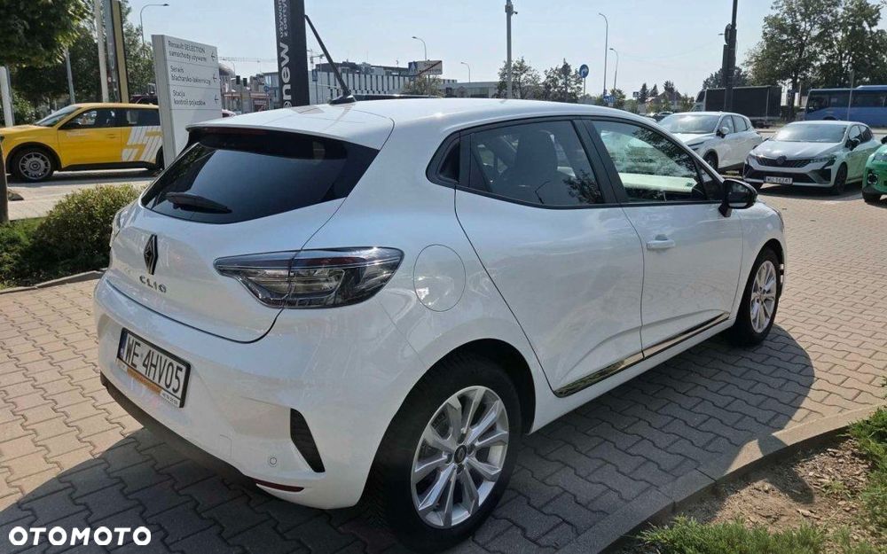 Renault Clio - 9