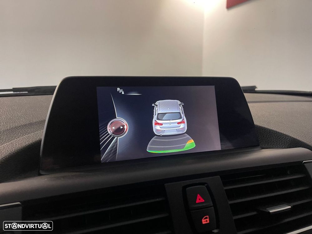 BMW 116 d Sport Line - 22