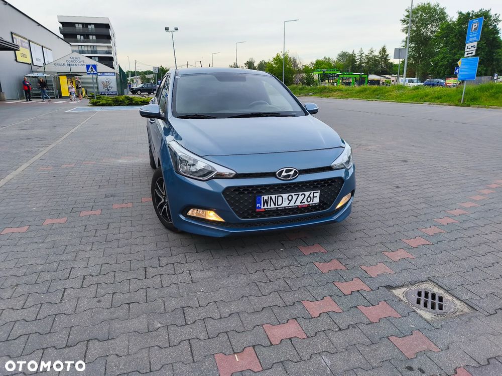 Hyundai i20 1.2 Fresh - 17