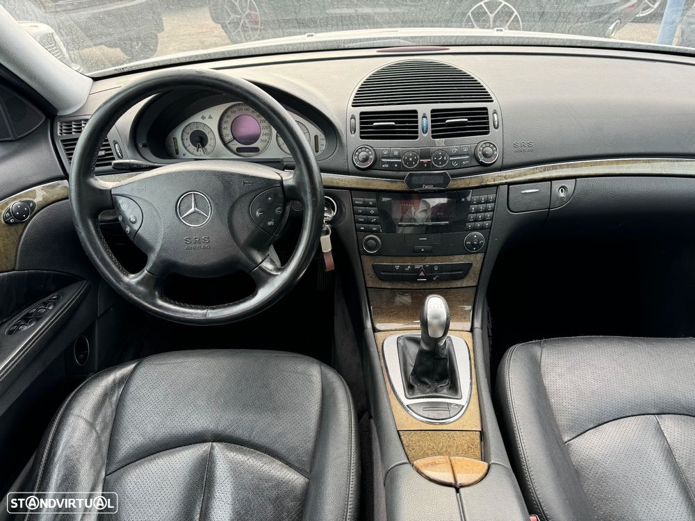 Mercedes-Benz E 220 CDi Avantgarde - 19