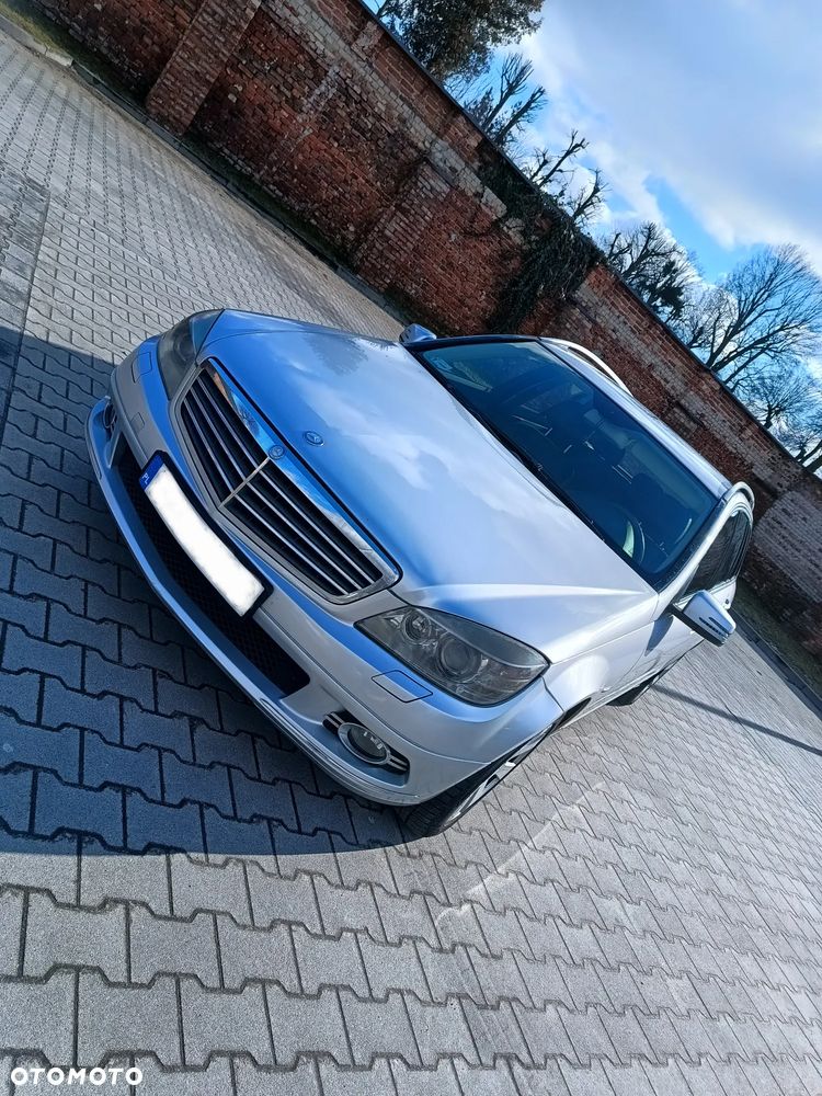 Mercedes-Benz Klasa C 180 K BlueEff Elegance - 2