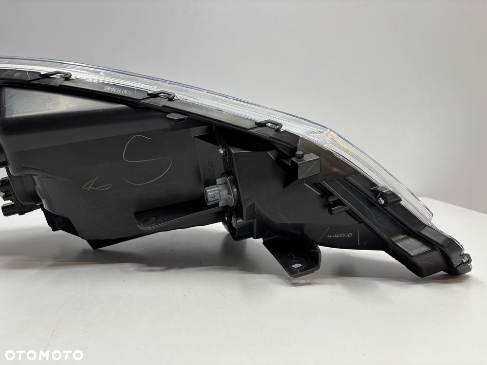Mitsubishi Space Star III Lampa Lewa Przód Przednia W5335 - 6