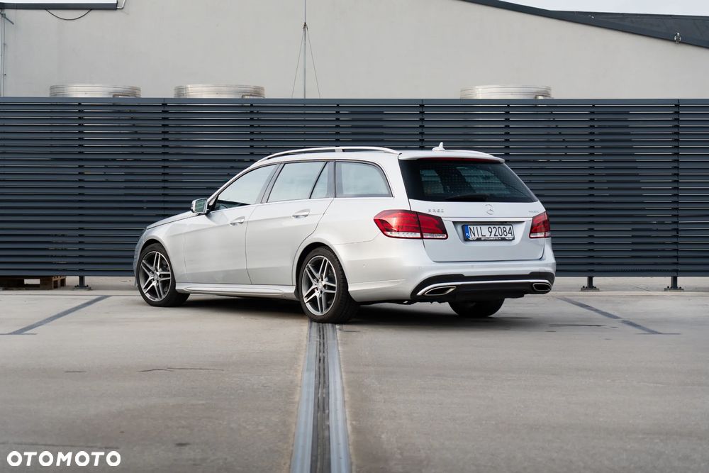 Mercedes-Benz Klasa E - 22