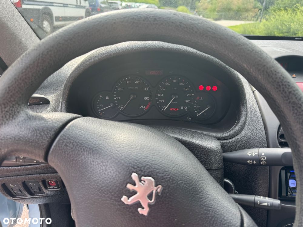 Peugeot 206 1.1 XR - 11