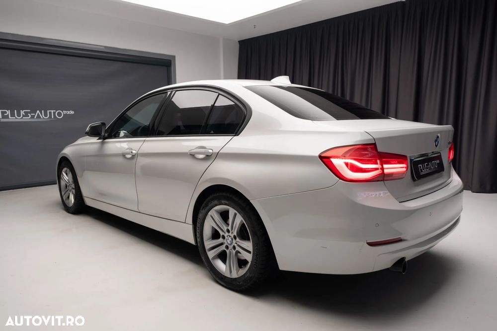 BMW Seria 3 318d Aut. Sport Line - 11