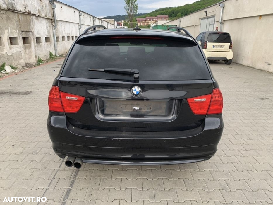 Dezmembram bmw 330d e91 facelift - 8