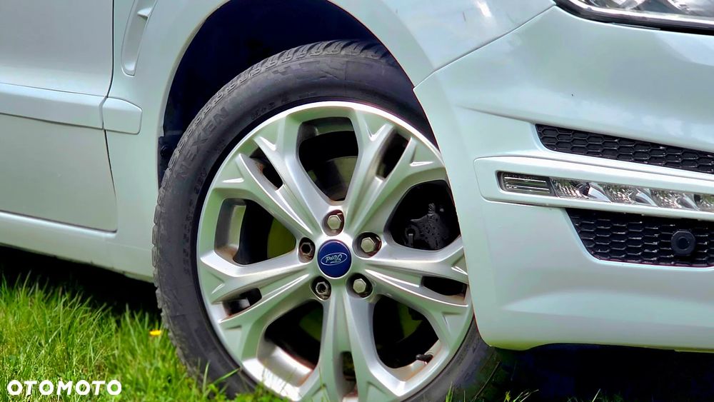 Ford S-Max 2.0 TDCi DPF Business Edition - 26