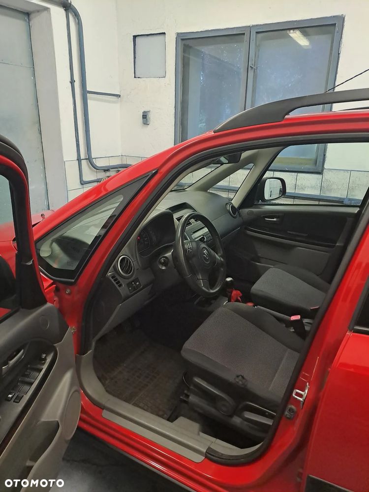 Suzuki SX4 - 7