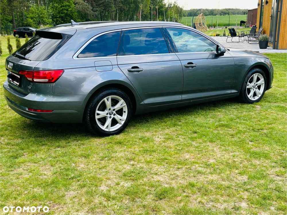 Audi A4 Avant 2.0 TDI Sport S tronic - 3