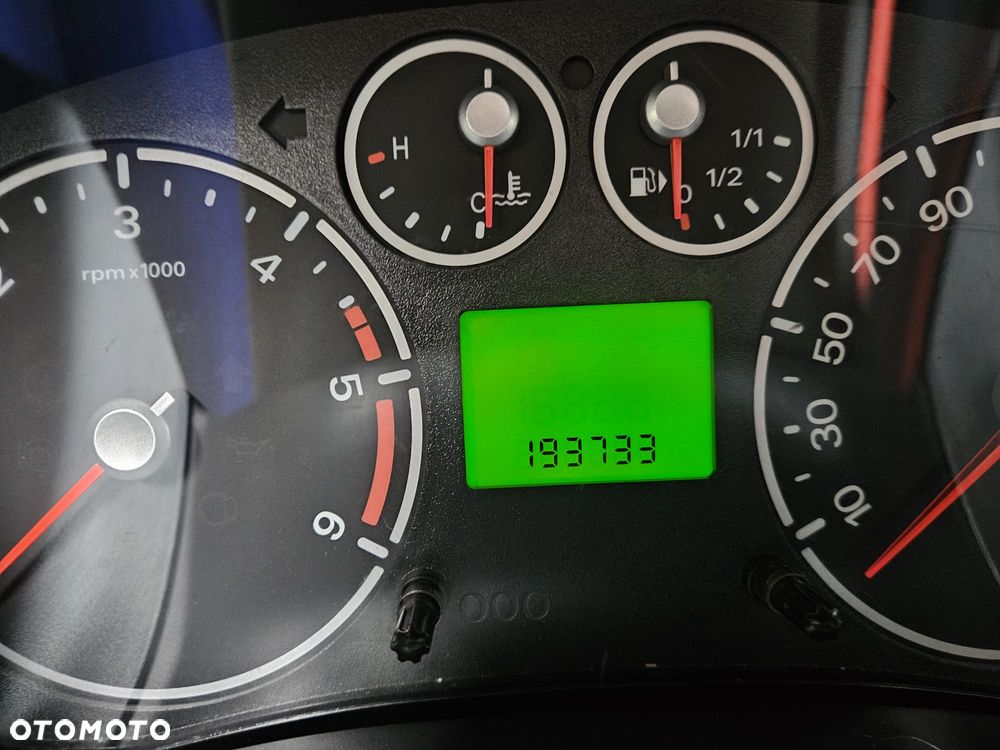 Ford Transit Connect - 11