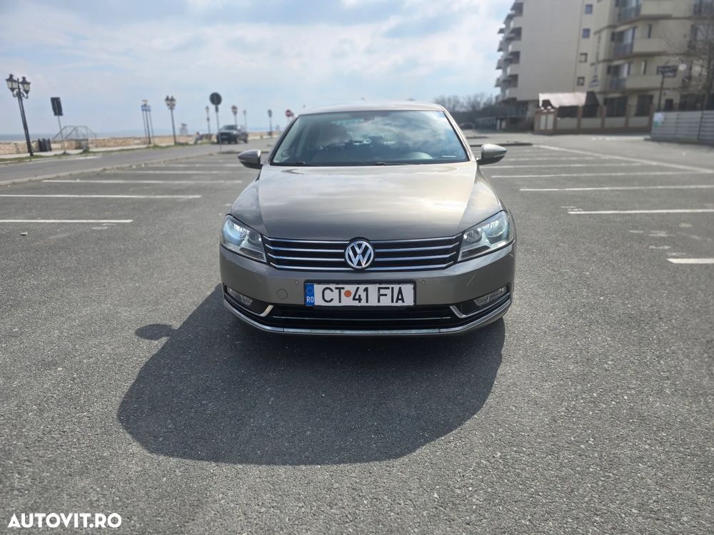 Volkswagen Passat 2.0 TDI BlueMotion Tehnology 4Motion Comfortline - 9