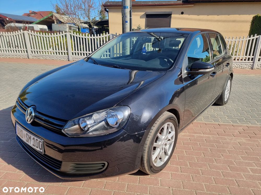 Volkswagen Golf - 2