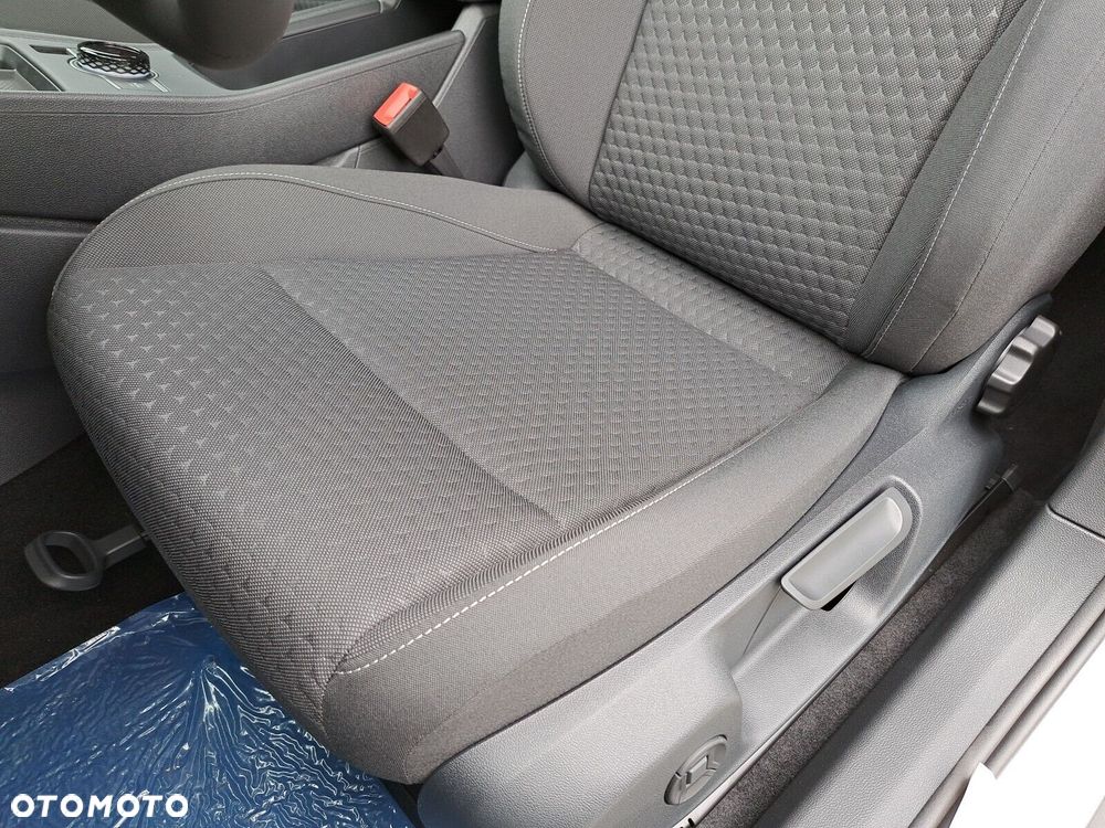 Volkswagen T-Roc - 13