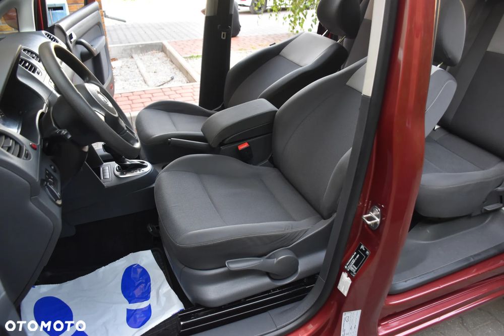 Volkswagen Caddy Maxi Highline DSG - 12