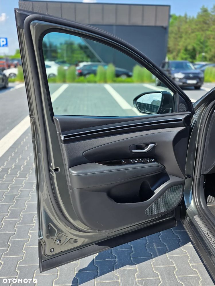 Hyundai Tucson 1.6 T-GDi HEV Executive 4WD - 39