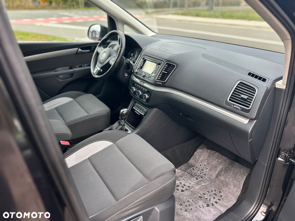 Volkswagen Sharan - 10
