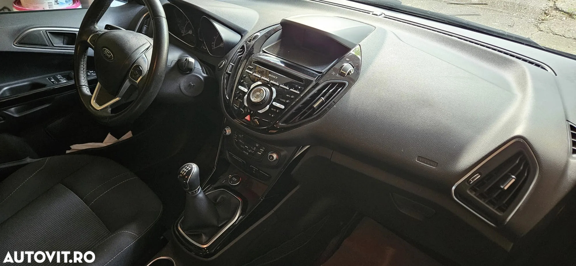 Ford B-Max - 22
