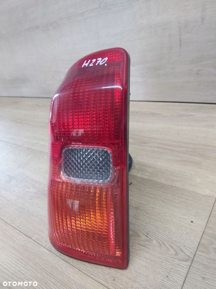Toyota Rav4 II XA20 lampa lewy tył 01-03 r - 3