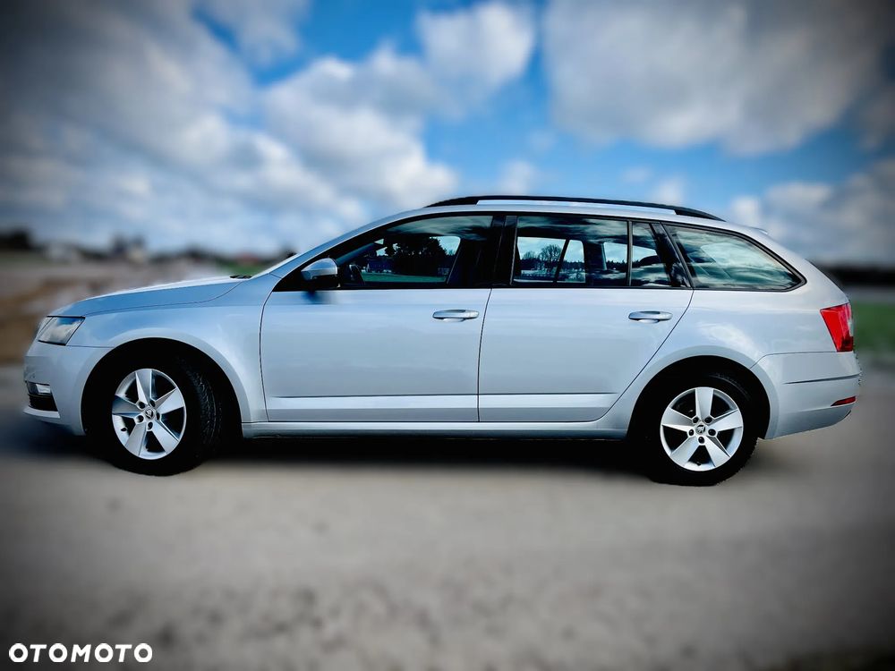 Skoda Octavia 1.6 TDI Ambition - 4