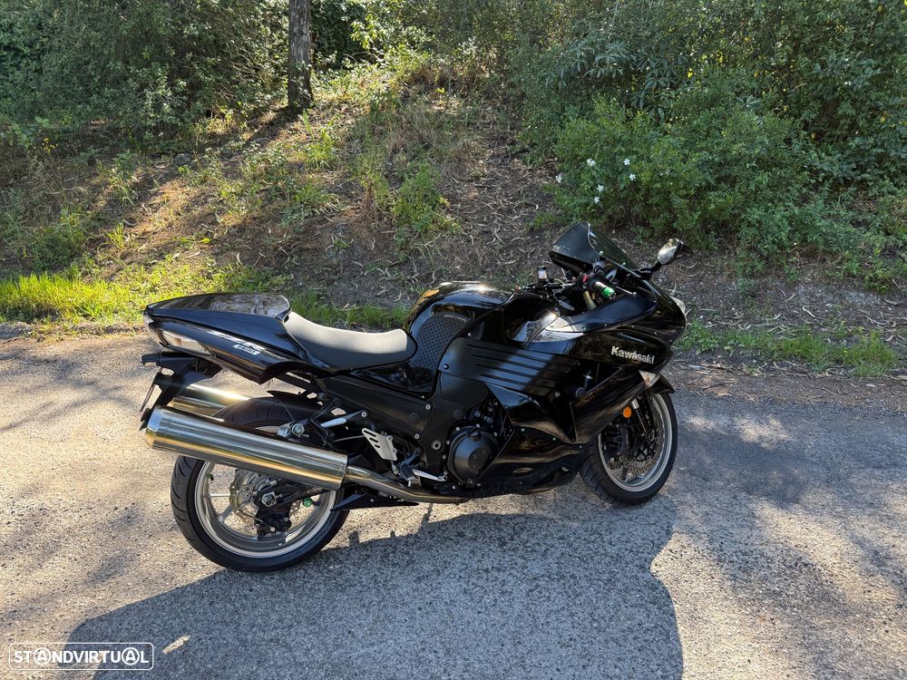 Kawasaki ZZR 1400 - 11