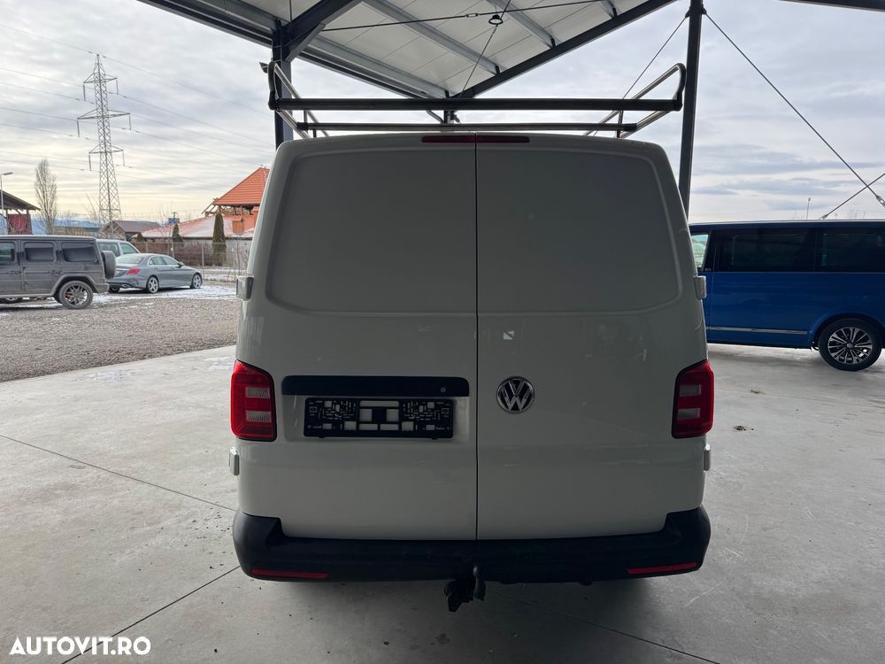 Volkswagen Transporter - 9