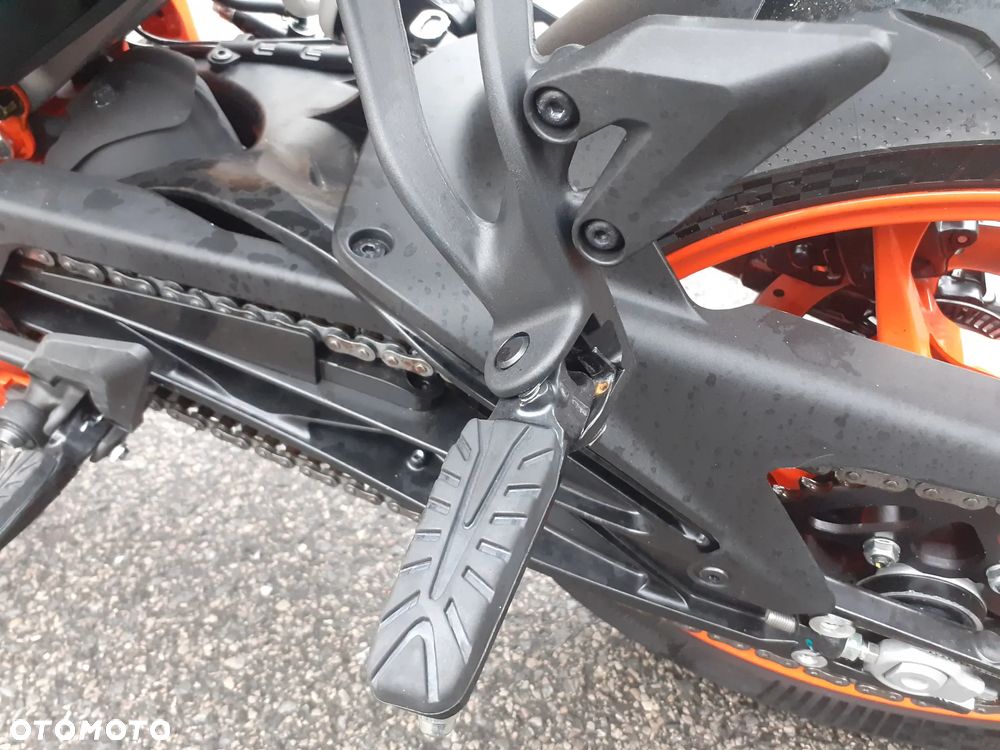 KTM Duke 390 - 21