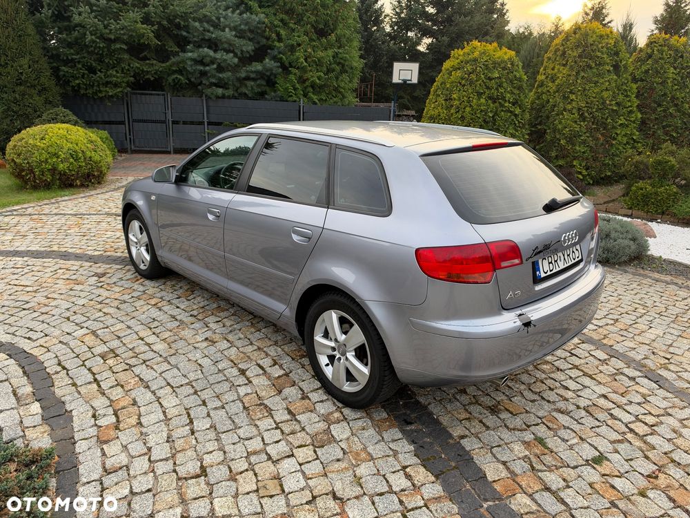 Audi A3 Sportback - 6