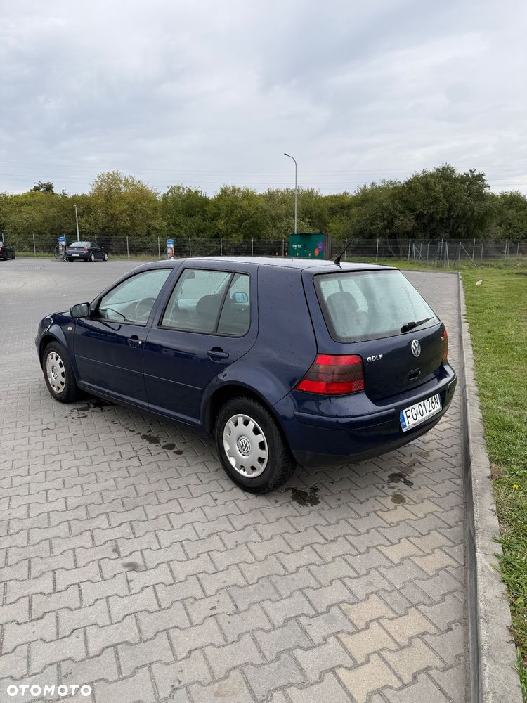 Volkswagen Golf IV 1.6 Basis - 5