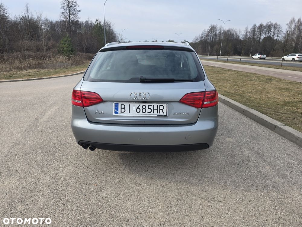 Audi A4 Avant - 2