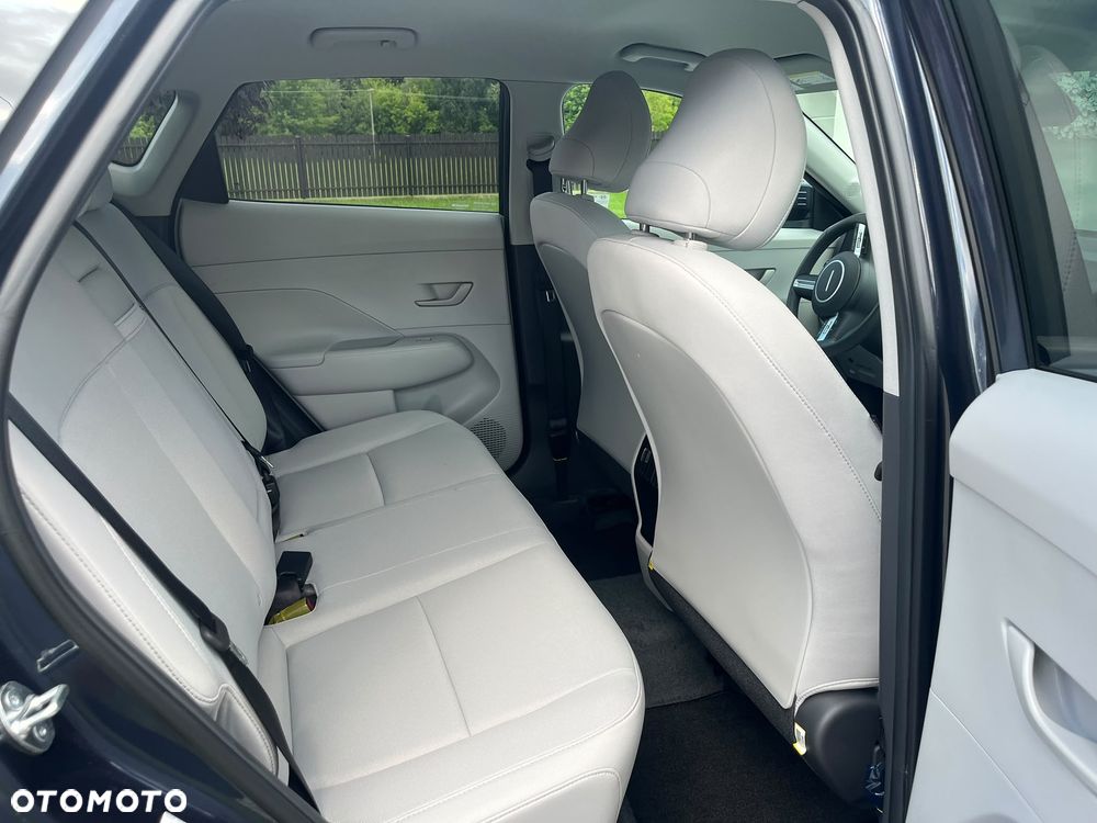 Hyundai Kona - 21