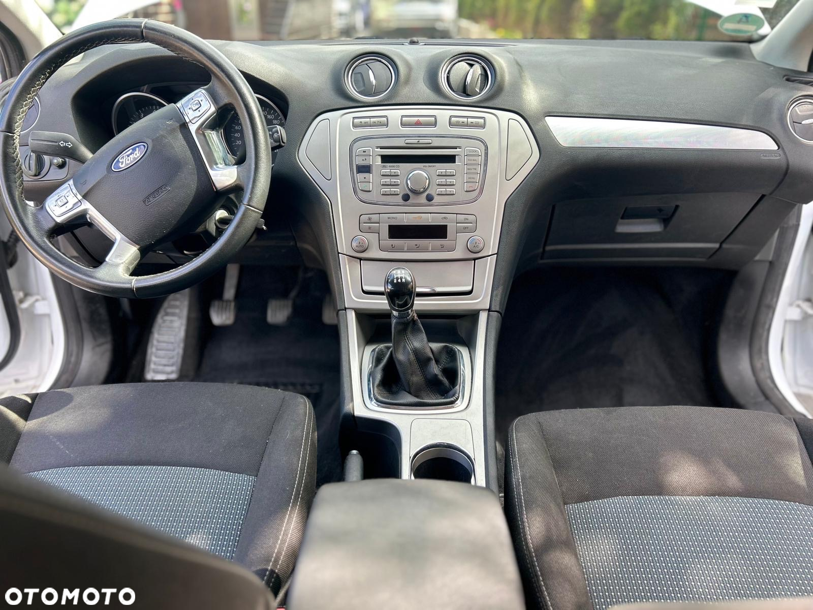 Ford Mondeo 1.6 Trend - 18