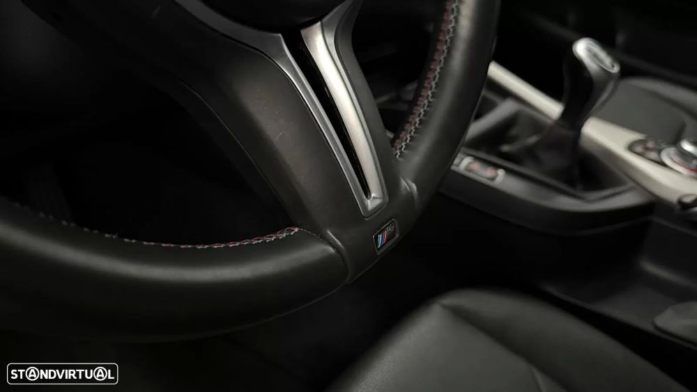 BMW 116 d Sport Line - 22
