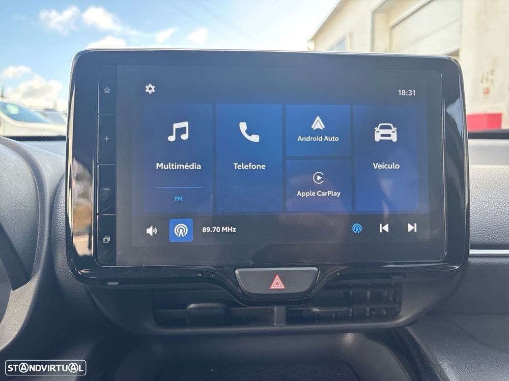 Toyota Yaris Cross 1.5 HDF Comfort Plus - 15