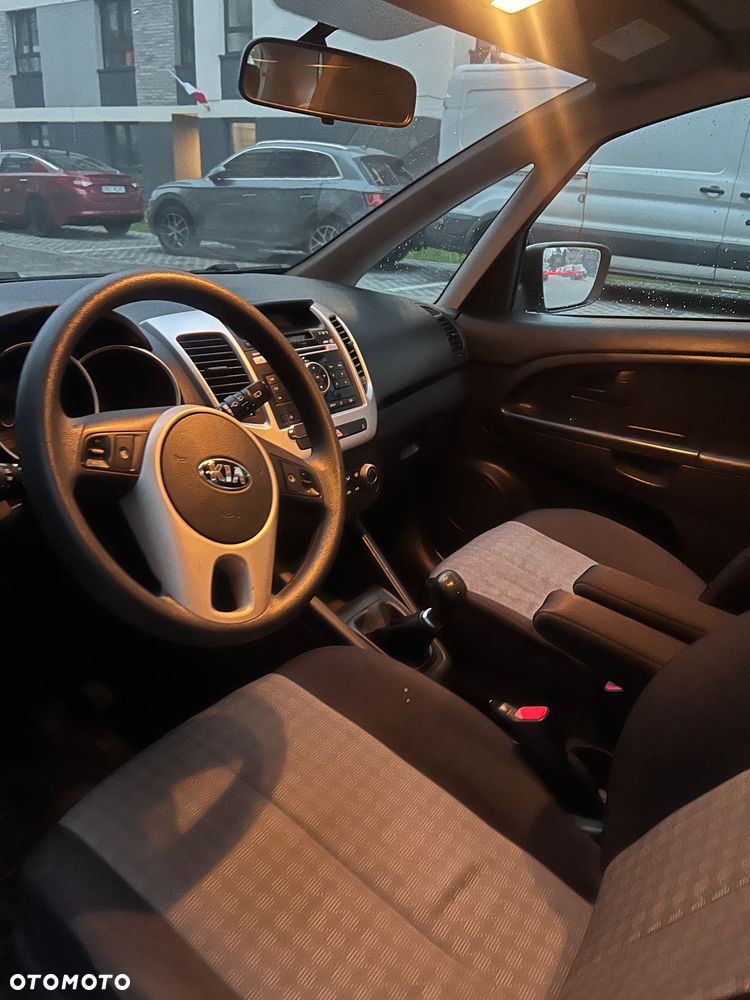 Kia Venga 1.4 CRDi S - 8