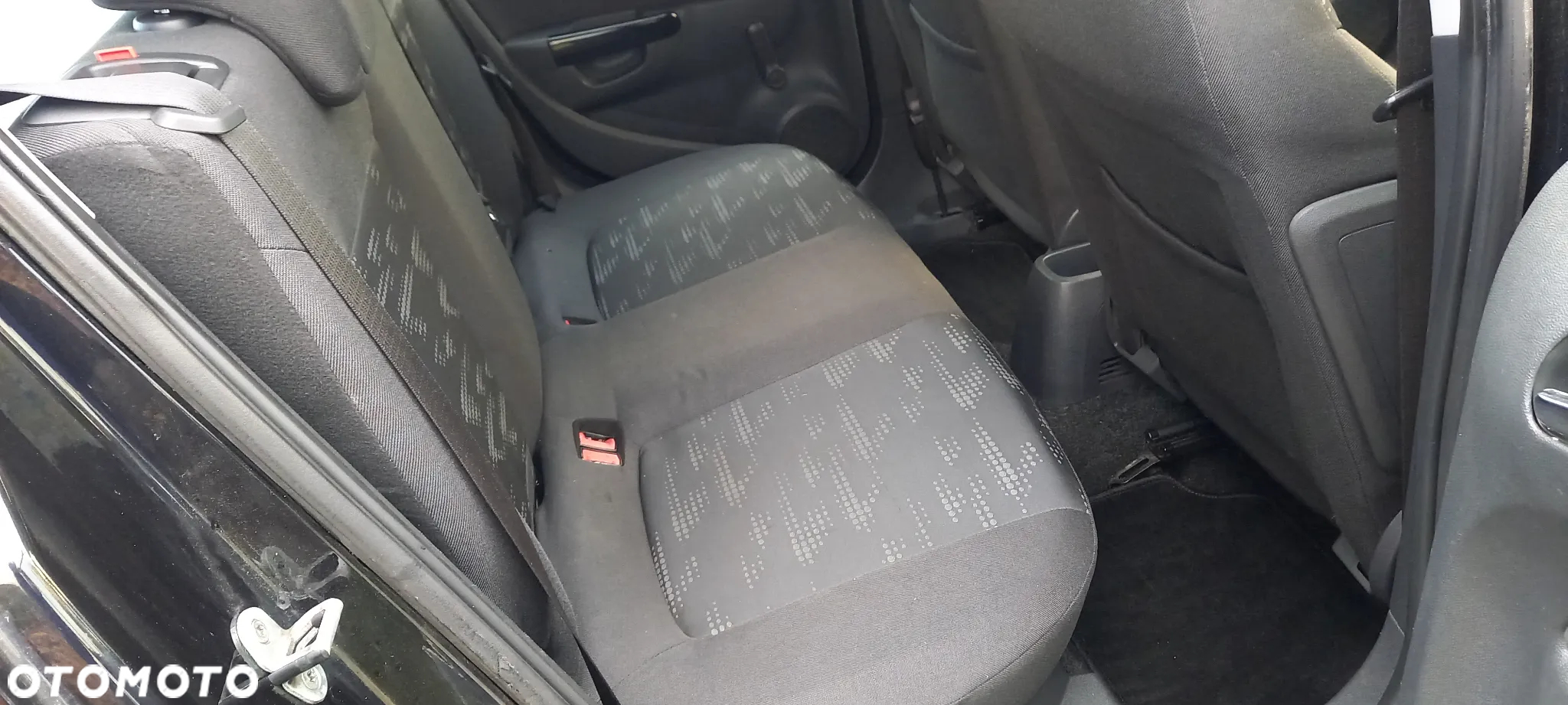 Opel Corsa 1.2 16V Color Edition - 32