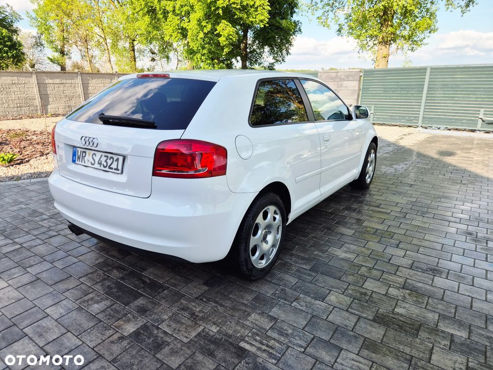 Audi A3 3-drzwiowe 2.0 TDI DPF S line Sportpaket - 4