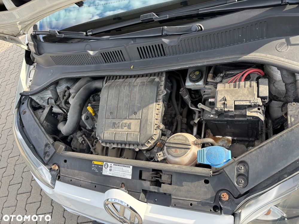 Volkswagen up! take - 21