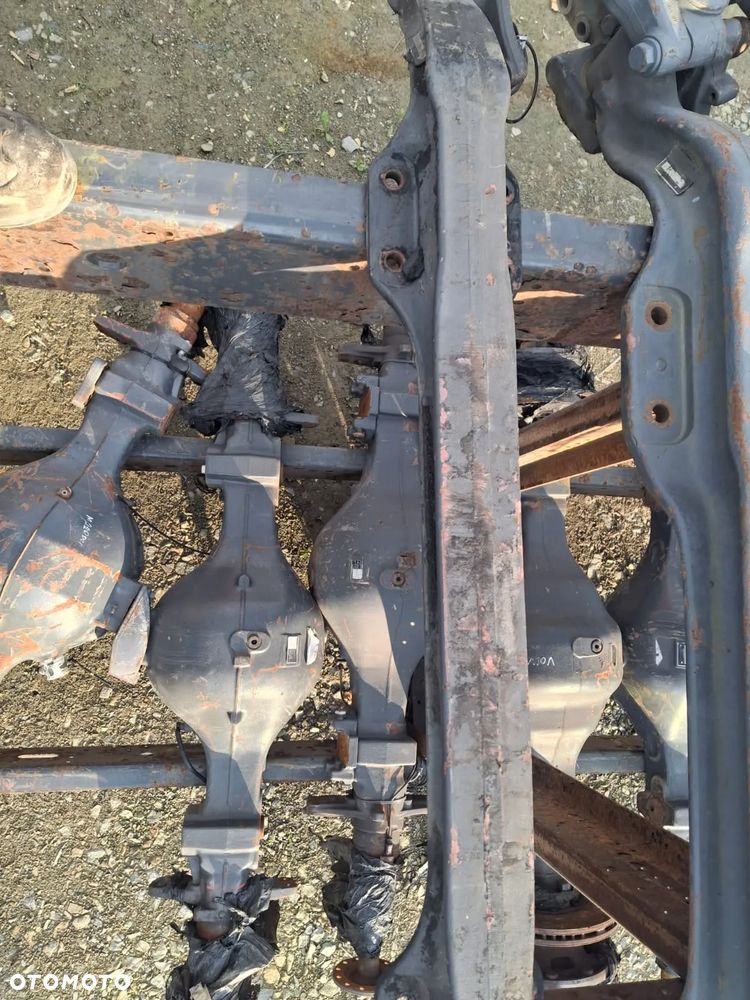 BELKA OŚ PRZEDNIA ZWROTNICE RENAULT MIDLUM DXI RENAULT GAMA D 17.5 - 5