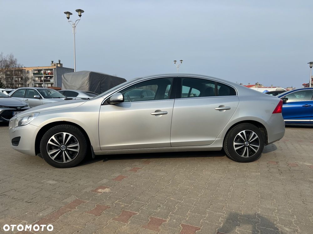Volvo S60 DRIVe - 3
