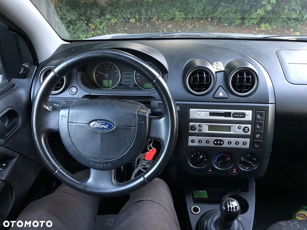 Ford Fiesta 1.25 Trend - 6