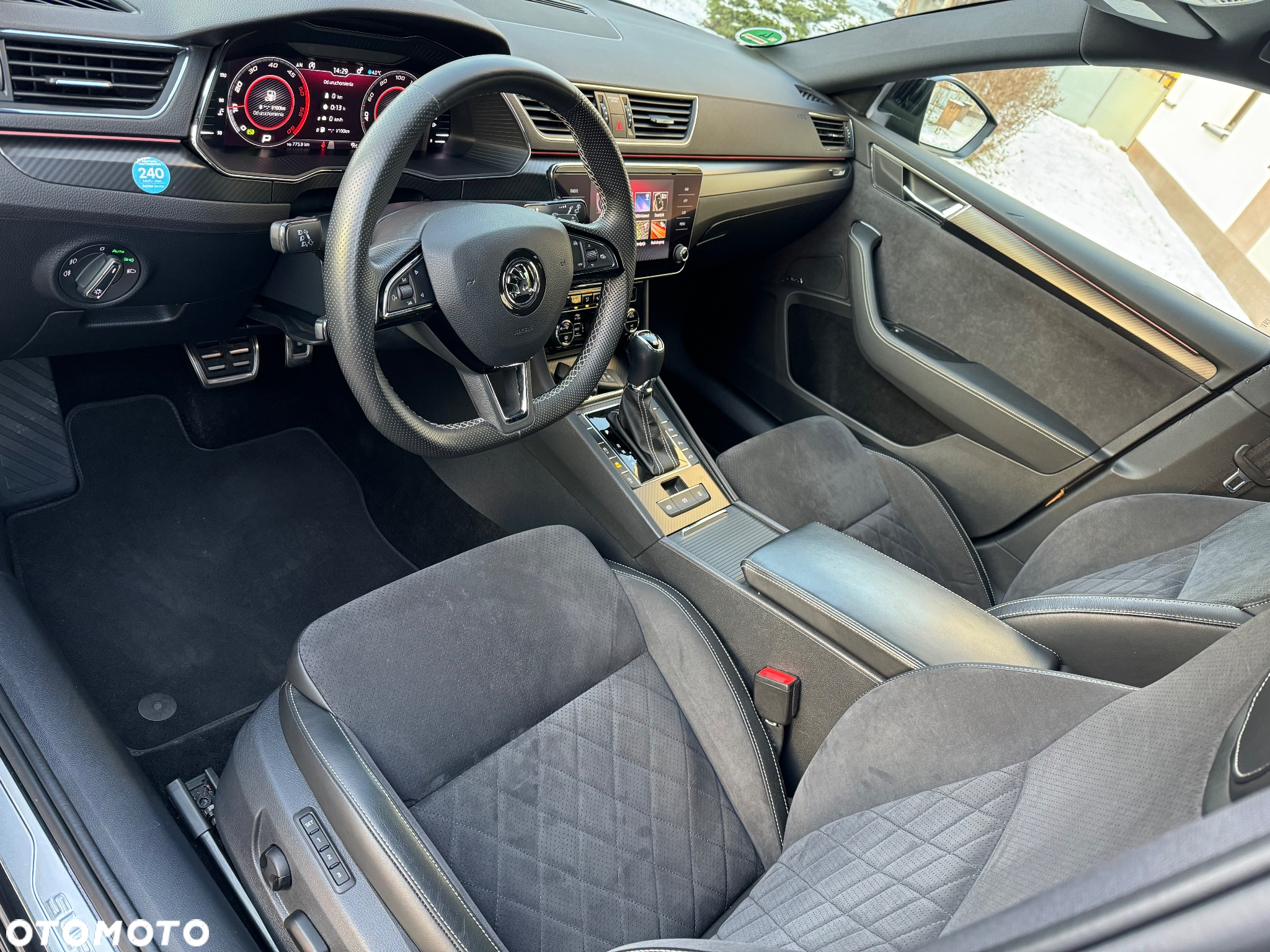 Skoda Superb 2.0 TDI SCR 4x4 Sportline DSG - 20