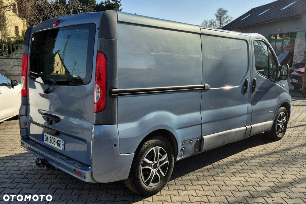 Renault Trafic - 4