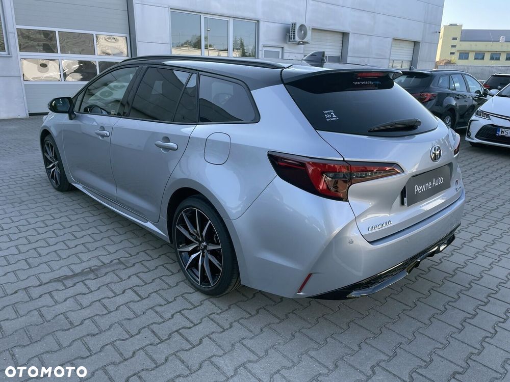 Toyota Corolla 1.8 Hybrid GR Sport Dynamic - 19