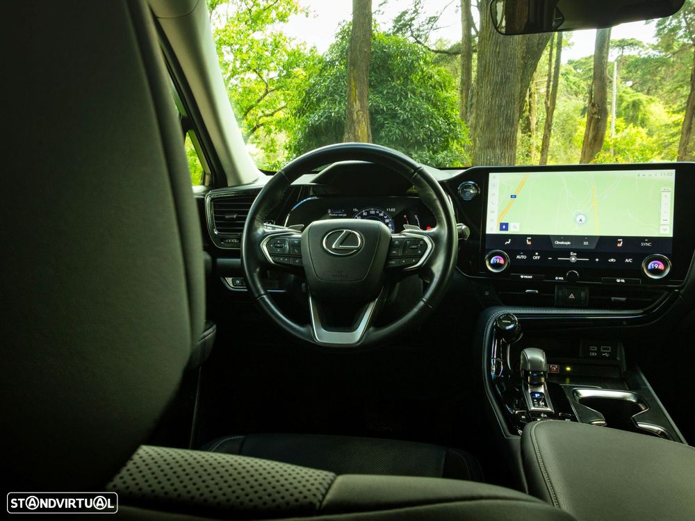 Lexus NX 350h Executive+ - 35