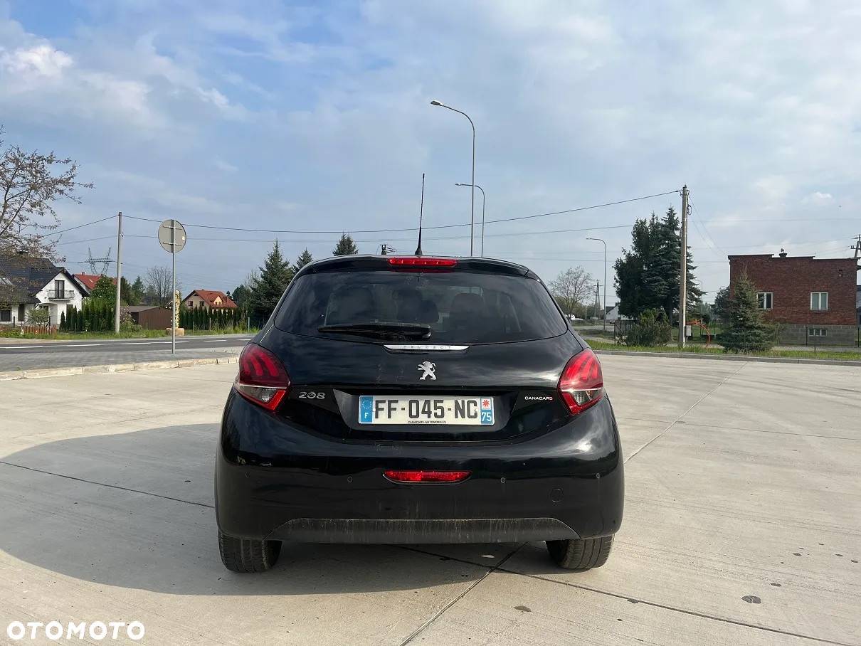 Peugeot 208 1.2 PureTech GPF Allure S&S EAT6 - 7