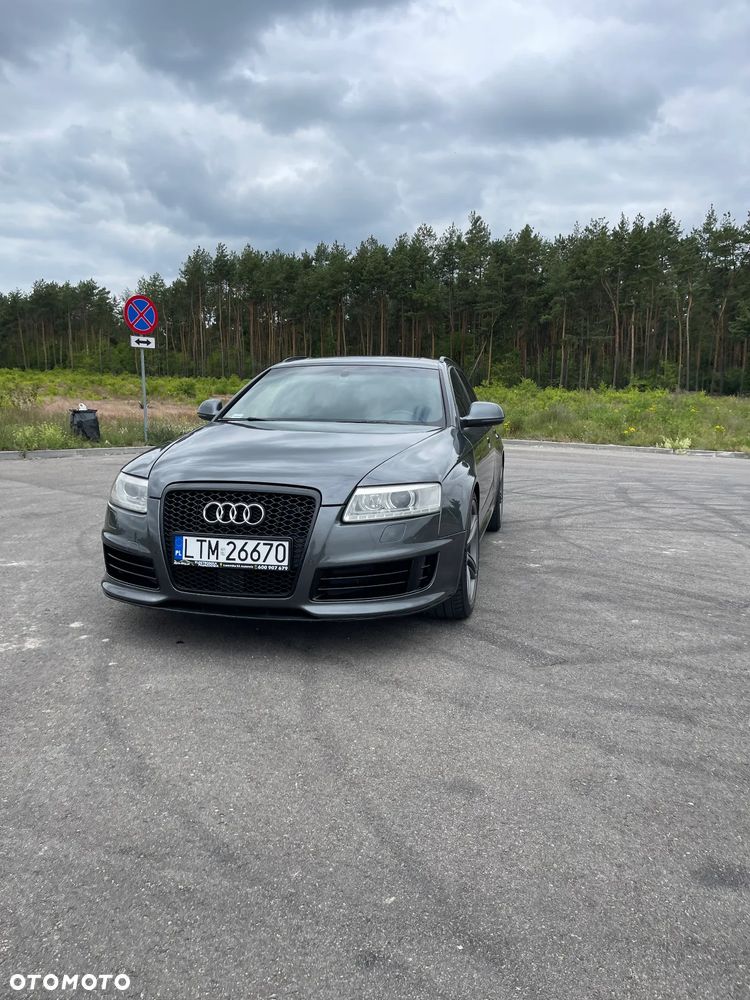 Audi RS6 Avant - 25